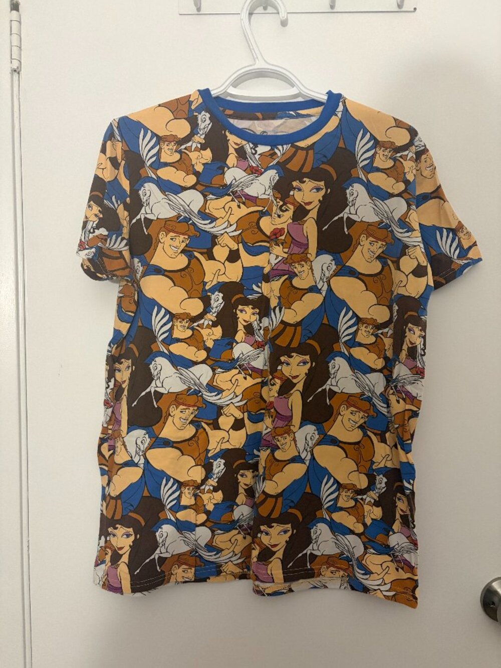 Cakeworthy Hercules AOP - Size Large